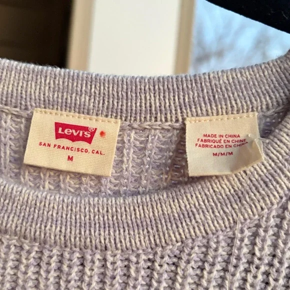 🆕 Levi’s Lavender Waffle Knit Sweater Soft Cotton Blend Cozy Ribbed Knit Size M - Picture 13 of 16
